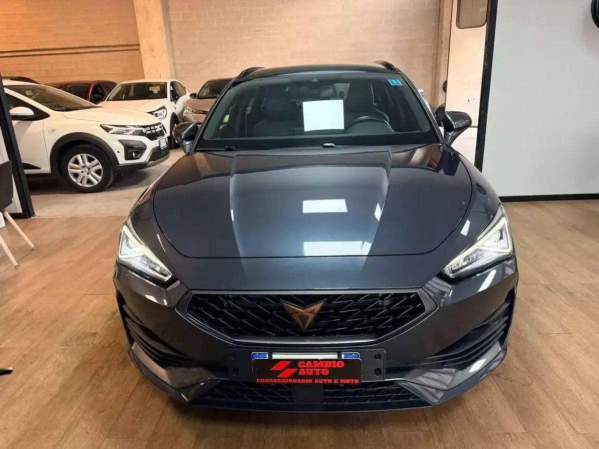 Usata Cupra Leon 150 CV (110 kW) 2024 Grigio Station wagon