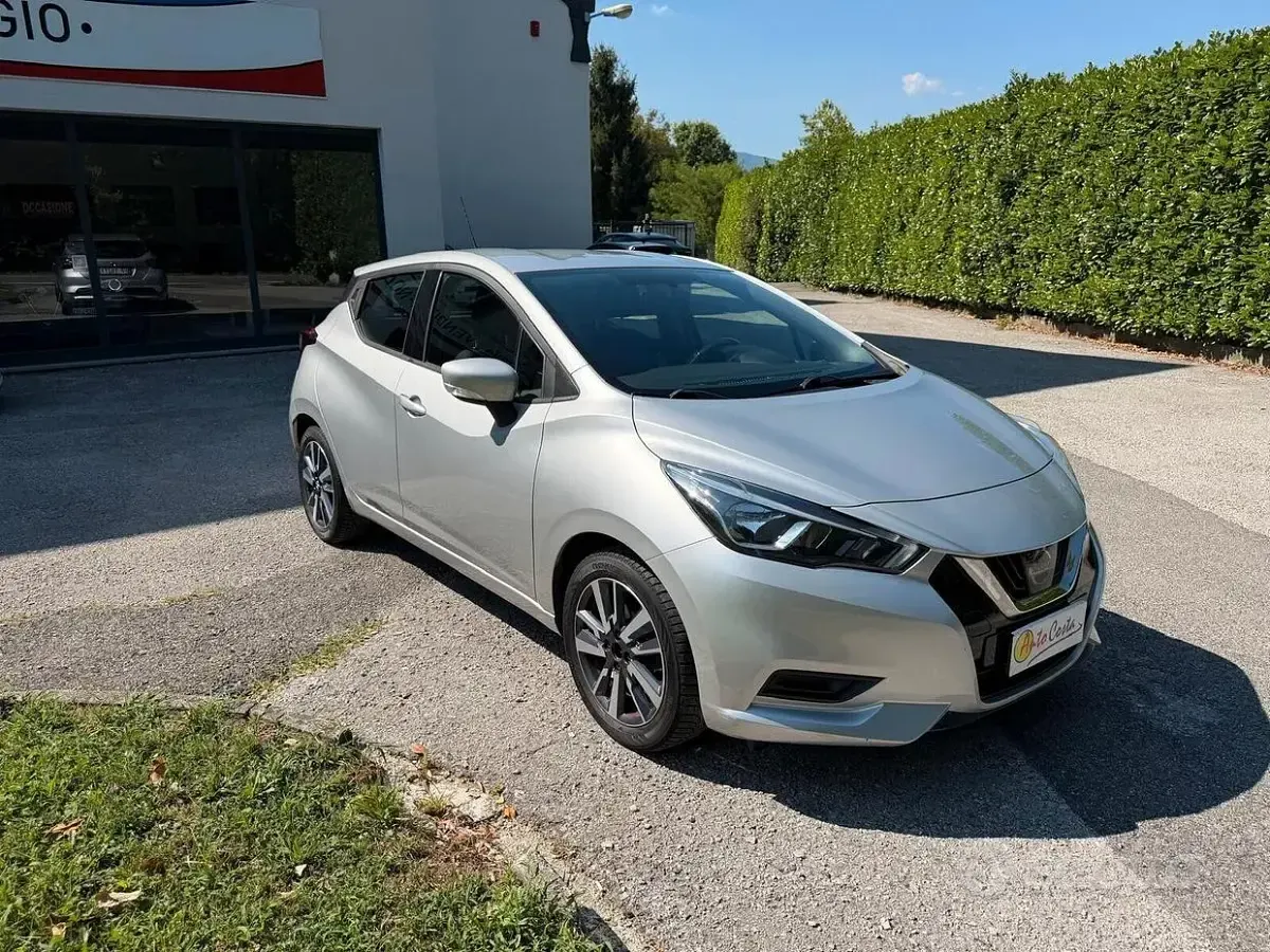 Usata Nissan Micra Acenta 71 CV (52 kW) 2018 Grigio Utilitaria