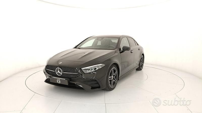 Usata Mercedes A180 Advanced Plus 116 CV (85 kW) 2023 Nero Berlina
