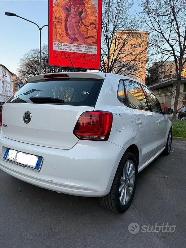 Usata VW Polo Trendline 60 CV (44 kW) 2012 Bianco Utilitaria
