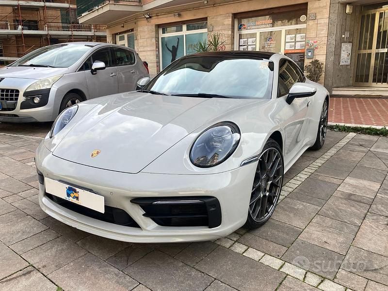 Grigio Usata 2020 Porsche 911 Carrera S Coupé | 114.990 € (Buon prezzo) - Immagine 1/4