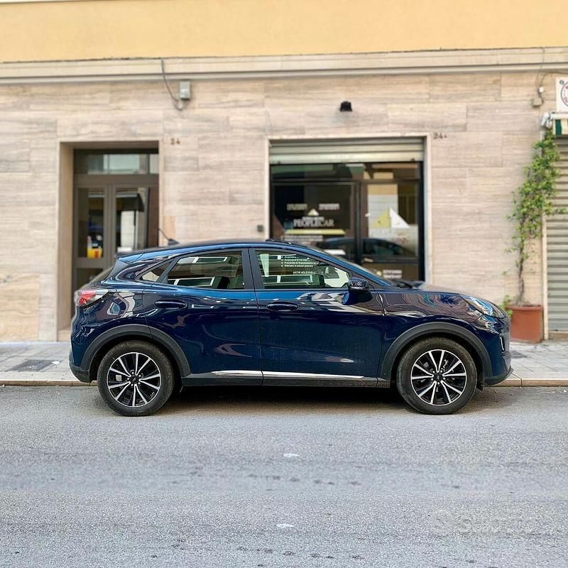 Usata Ford Puma 125 CV (91 kW) 2023 Blu SUV