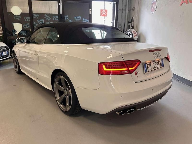 Usata Audi A5 Cabriolet Ambiente 333 CV (244 kW) 2012 Perlato Cabrio