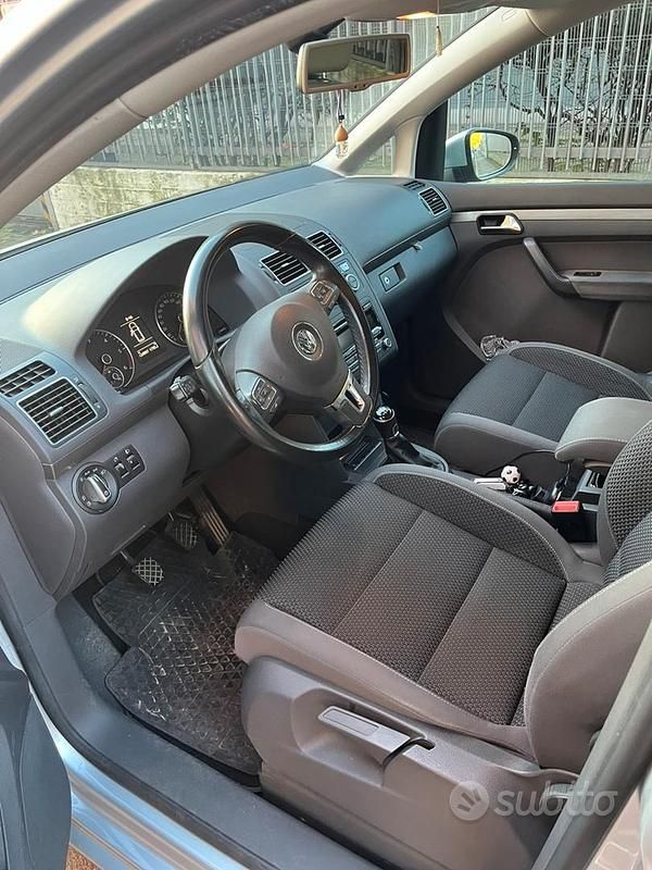Usata VW Touran 2013 Grigio Monovolume