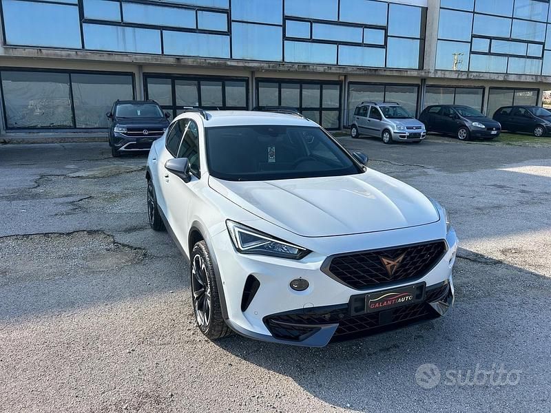 Bianco Usata 2024 Cupra Formentor SUV | 26.990 € (Super prezzo) - Immagine 1/4