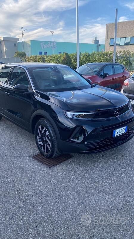 Usata Opel Mokka 136 CV (100 kW) 2025 Nero SUV