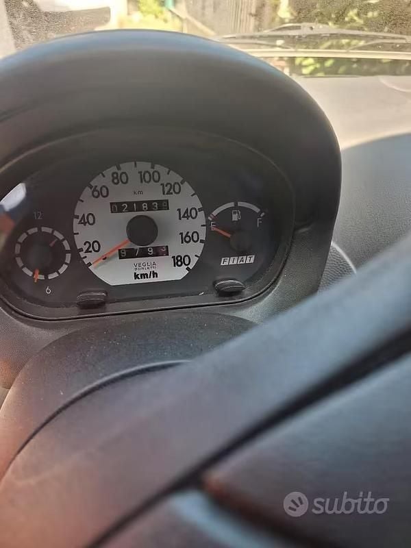 Usata Fiat 600 1999 Rosso Berlina