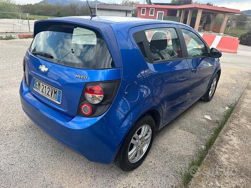 Usata Chevrolet Aveo 70 CV (51 kW) 2012 Blu Berlina