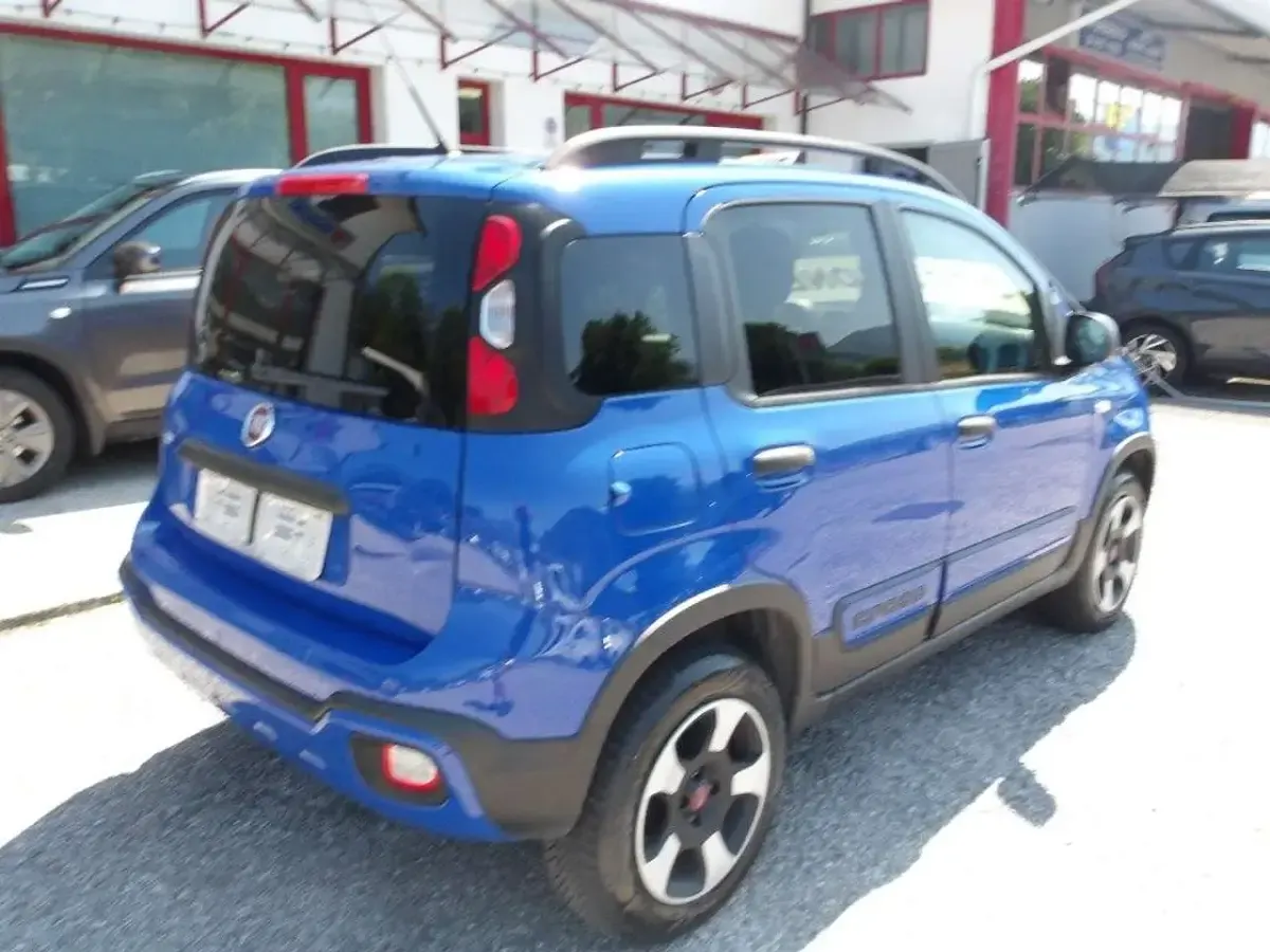 Usata Fiat Panda Cross Cross 69 CV (50 kW) 2017 Blu Utilitaria