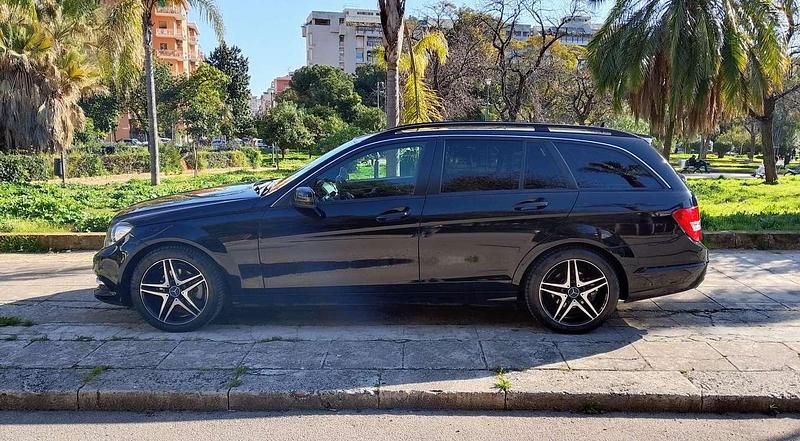 Usata Mercedes C200 Avantgarde 136 CV (100 kW) 2014 Nero Station wagon