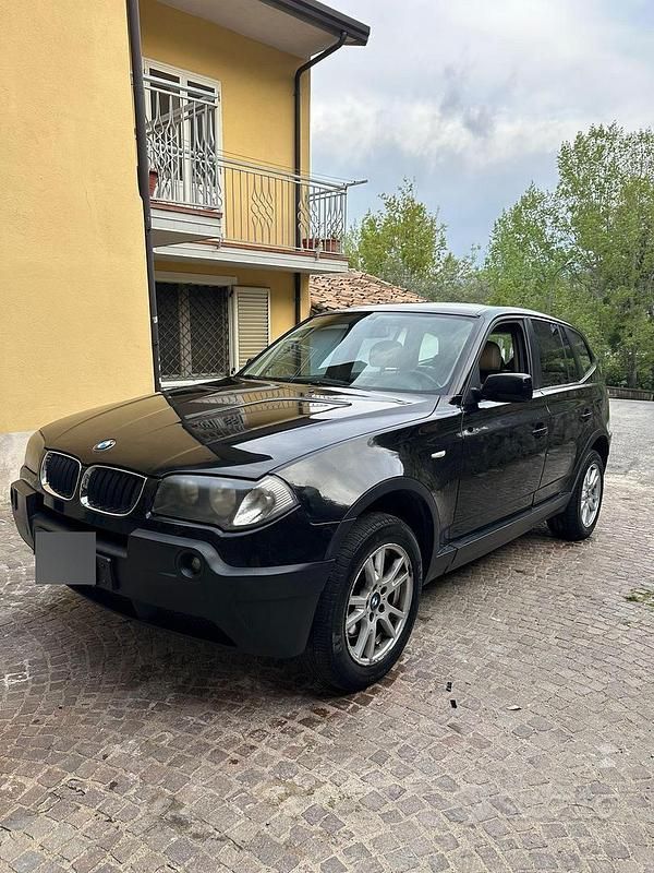Usata BMW X3 Efficient Dynamics 150 CV (110 kW) 2004 Nero SUV