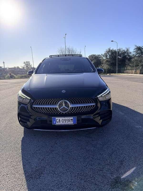 Usata Mercedes B200 Premium 150 CV (110 kW) 2019 Monovolume