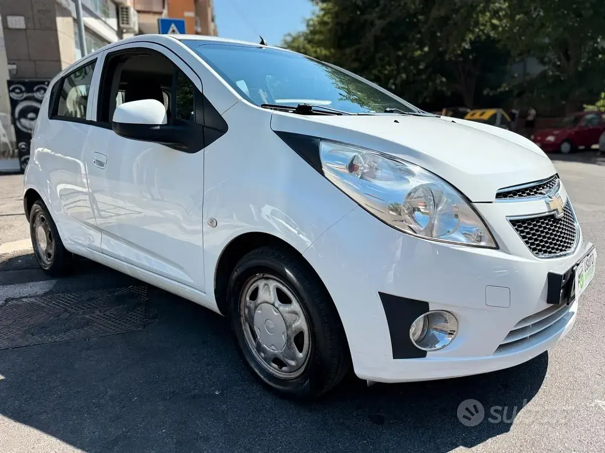 Usata Chevrolet Spark 68 CV (50 kW) 2012 Bianco Utilitaria