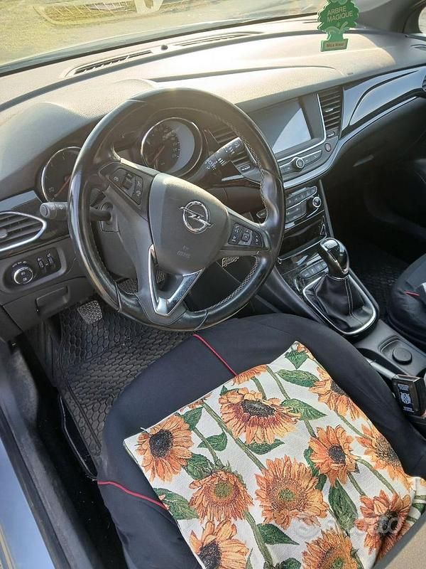 Usata Opel Astra 110 CV (80 kW) 2017 Grigio Station wagon