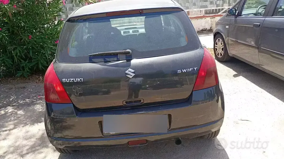 Usata Suzuki Swift 69 CV (50 kW) 2006 Nero Utilitaria