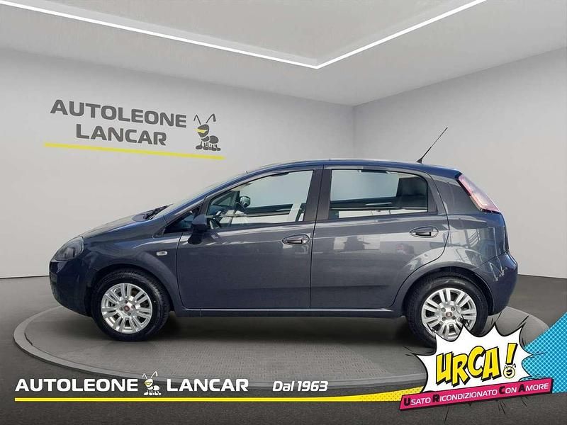 Usata Fiat Punto Lounge 77 CV (56 kW) 2014 Grigio Berlina