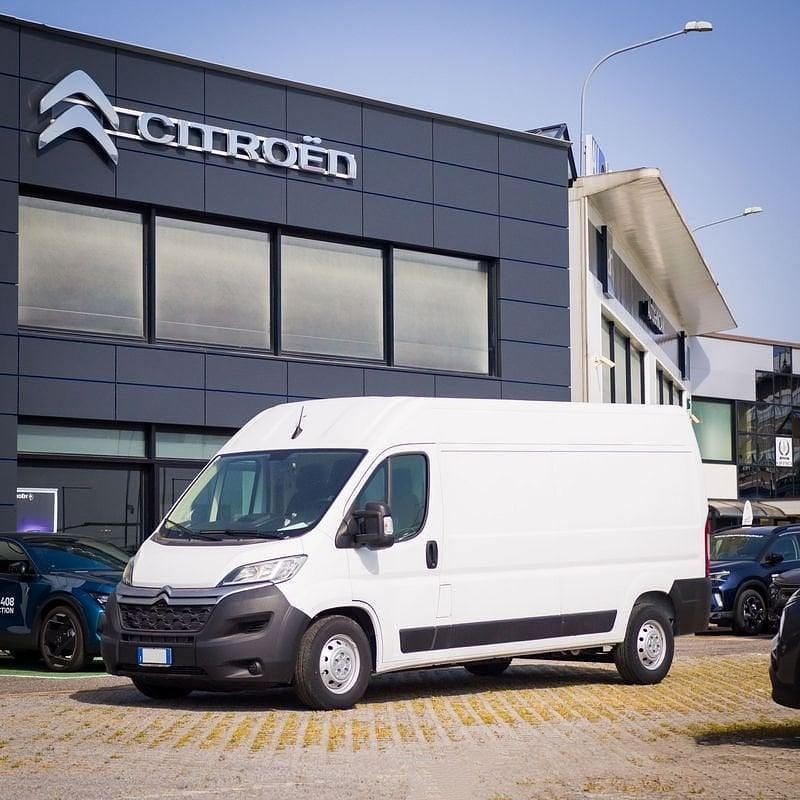 Usata Citroën Jumper 69 kW (95 CV) 2023 Bianco Monovolume