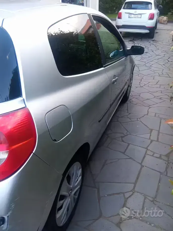 Usata Renault Clio 2007 Grigio Utilitaria