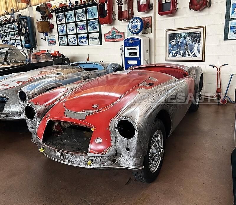 Rosso Usata 1957 MG MGA Cabrio | 29.500 € - Immagine 1/4