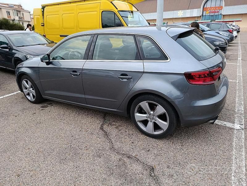 Usata Audi A3 150 CV (110 kW) 2014 Grigio Berlina