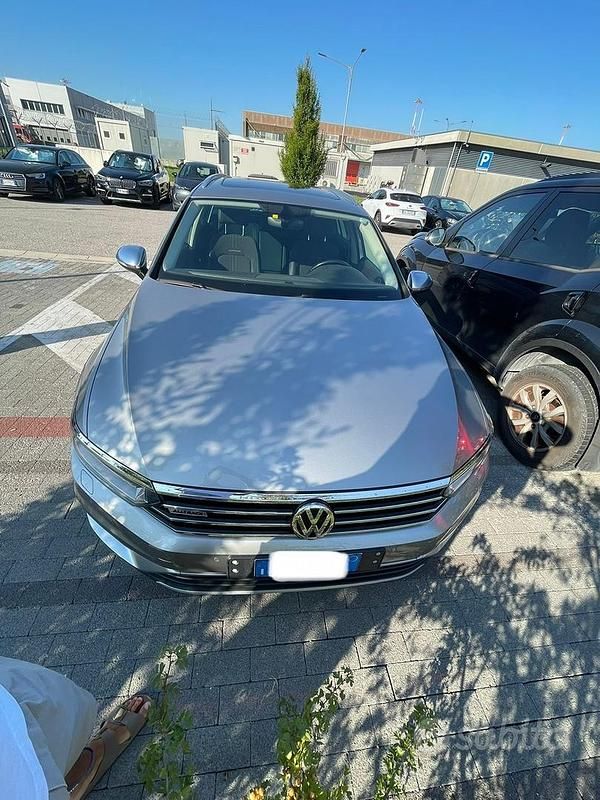 Grigio Usata 2016 VW Passat Alltrack Station wagon | 13.800 € (Molto cara) - Immagine 1/4