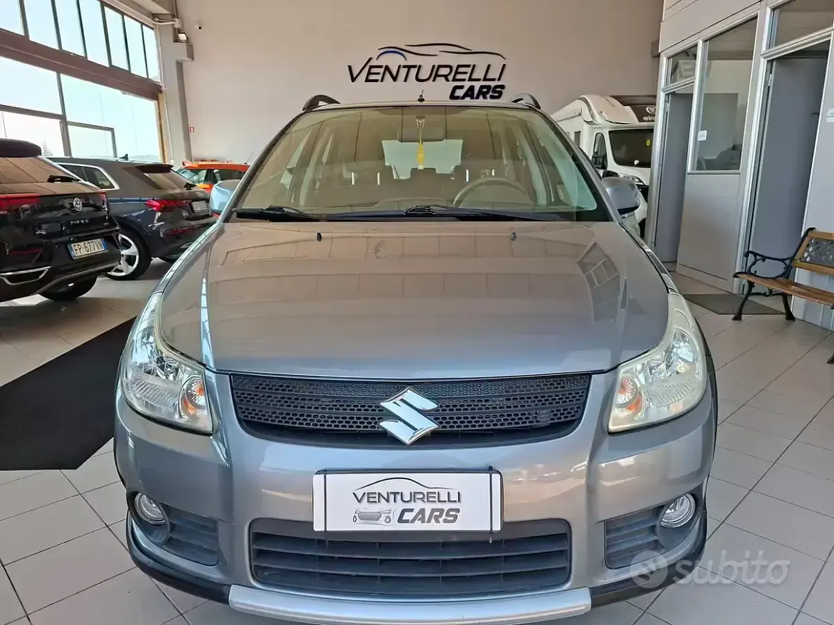 Usata Suzuki SX4 107 CV (78 kW) 2009 Grigio SUV