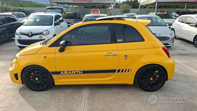 Usata Abarth 595 Competizione 165 CV (121 kW) 2020 Giallo Berlina