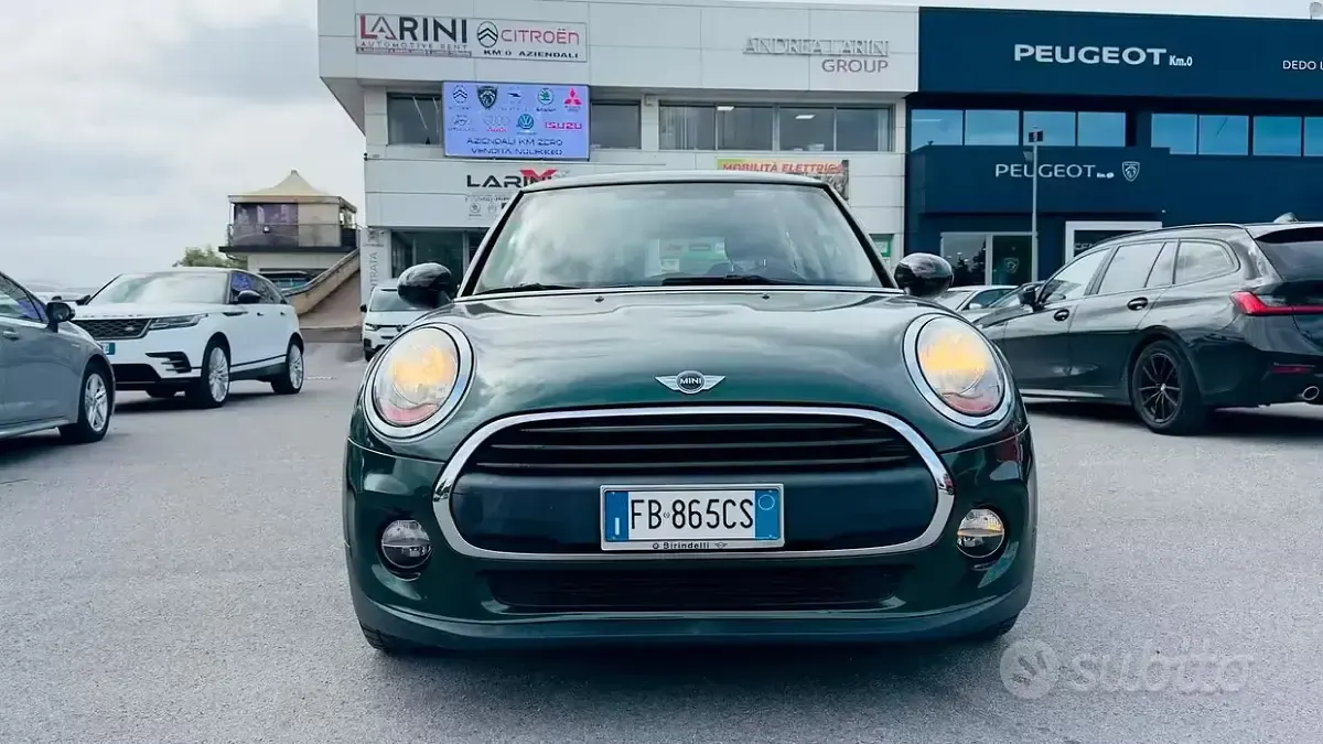 Usata Mini ONE 75 CV (55 kW) 2015 Verde Utilitaria