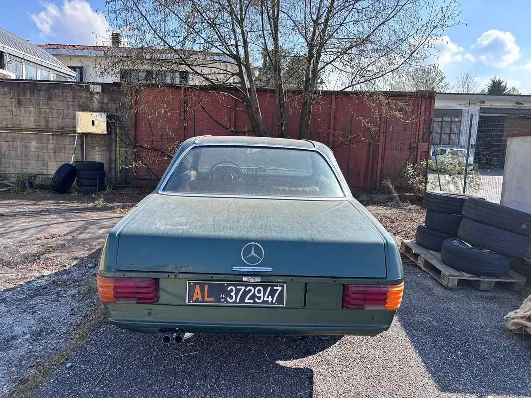 Usata Mercedes W114 150 CV (110 kW) 1970 Verde Coupé