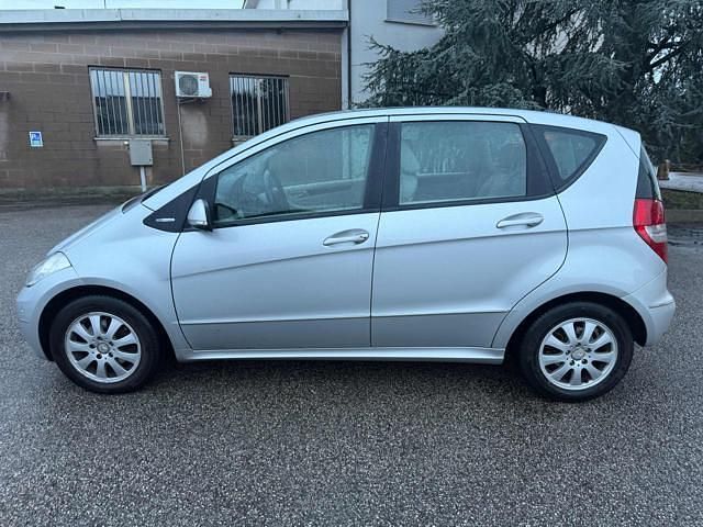 Usata Mercedes A150 Avantgarde 95 CV (69 kW) 2009 Grigio Berlina