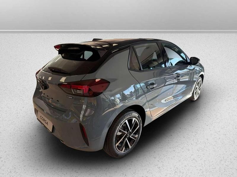 Nuova Opel Corsa 110 CV (80 kW) 2026 Grigio Berlina