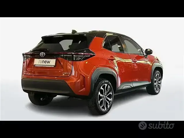 Usata Toyota Yaris Hybrid Edition 92 CV (67 kW) 2023 Berlina