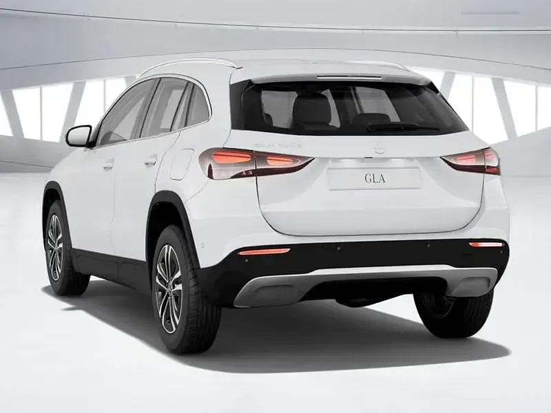 Nuova Mercedes GLA180 Advanced 116 CV (85 kW) 2026 Bianco polare SUV