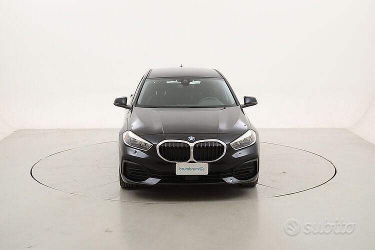 Usata BMW 120 Advantage 190 CV (139 kW) 2022 Nero Utilitaria