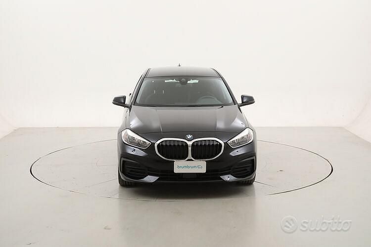 Usata BMW 120 Advantage 190 CV (139 kW) 2022 Nero Utilitaria