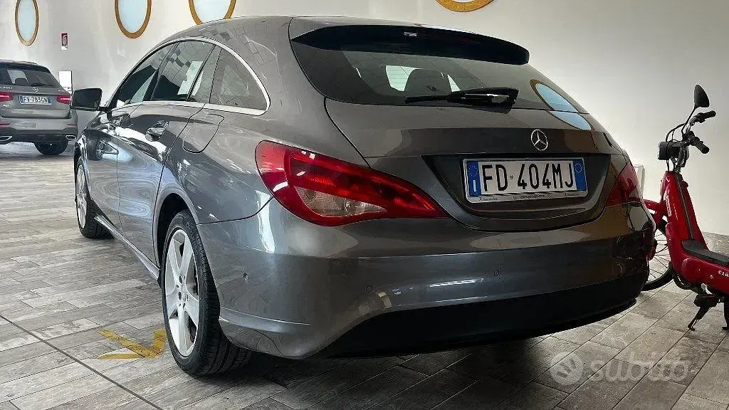 Usata Mercedes CLA180 Executive 109 CV (80 kW) 2016 Grigio Coupé