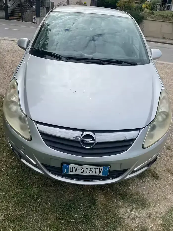 Usata Opel Corsa 75 CV (55 kW) 2009 Grigio Utilitaria