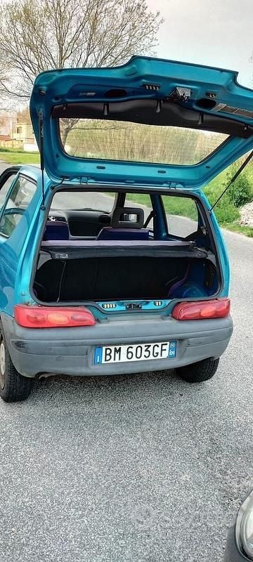 Usata Fiat 600 1999 Blu Berlina