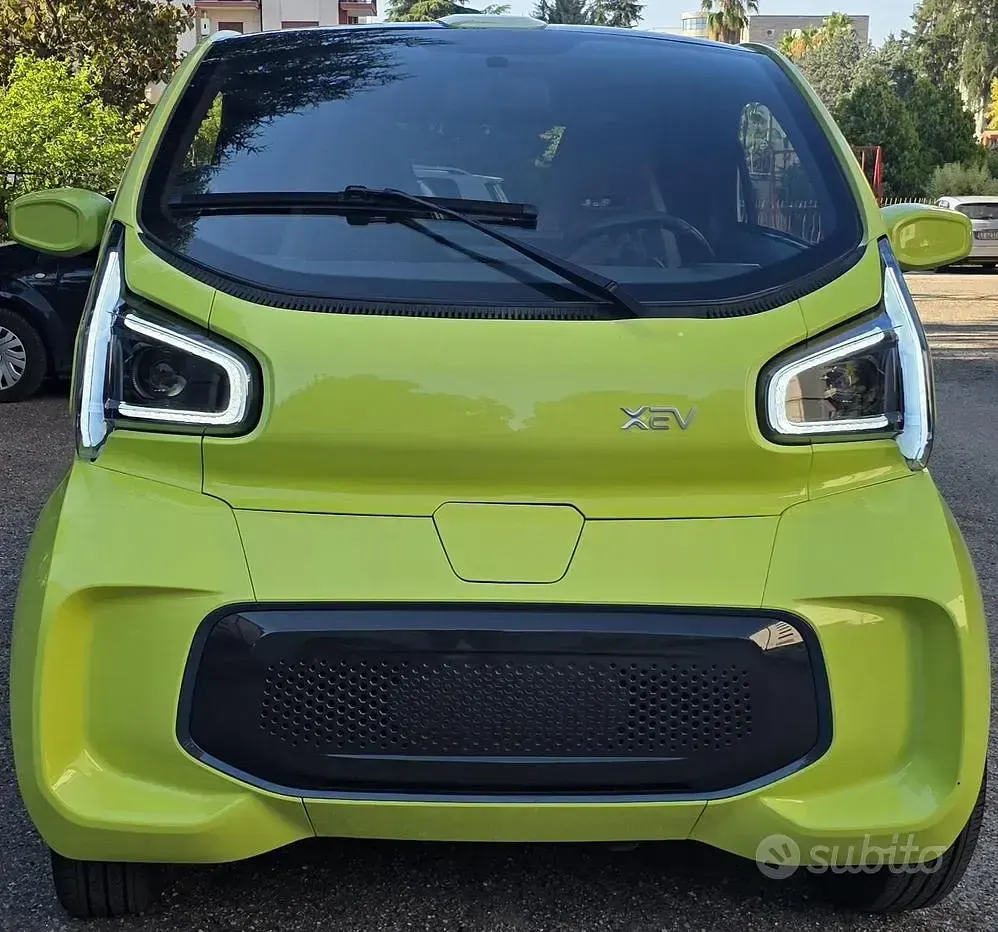 Usata XEV Yoyo 7 kW (10 CV) 2023 Giallo Utilitaria