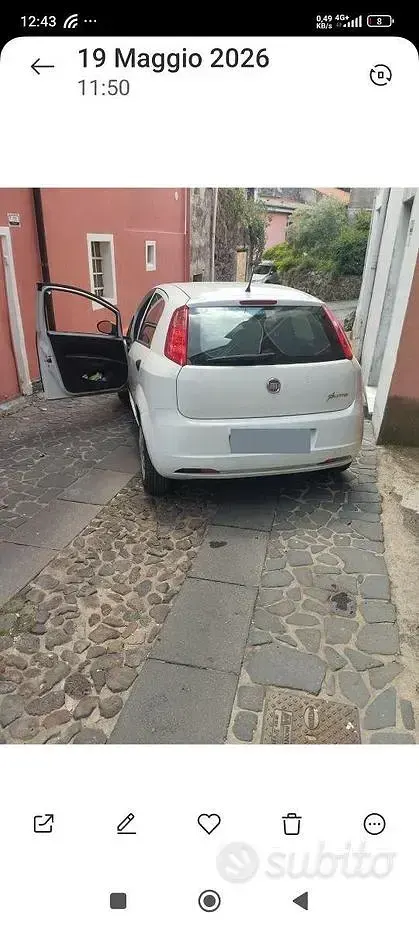 Usata Fiat Grande Punto 65 CV (47 kW) 2010 Bianco Utilitaria