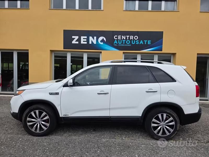 Usata Kia Sorento 197 CV (144 kW) 2012 Bianco SUV