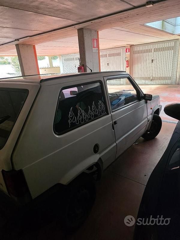 Usata Fiat Panda Young 39 CV (28 kW) 2000 Bianco Berlina