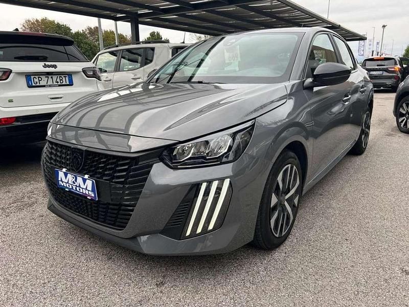 Usata Peugeot 208 Active 101 CV (74 kW) 2024 Grigio scuro Utilitaria