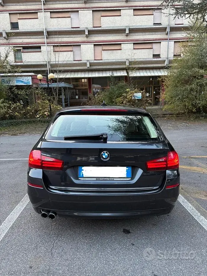 Usata BMW 520 Luxury Line 190 CV (139 kW) 2014 Grigio Station wagon