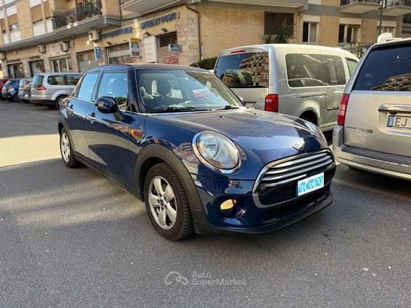 Usata Mini Cooper D Business 116 CV (85 kW) 2015 Blu Utilitaria