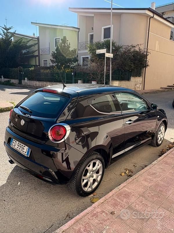 Occasion Alfa Romeo MiTo 120 ch (88 kW) 2010 Noir Citadine