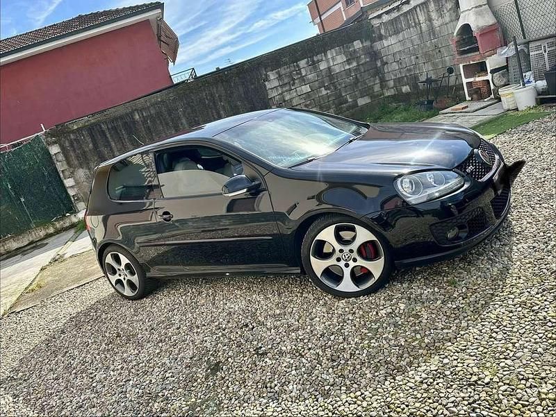 Usata VW Golf V GTI 200 CV (147 kW) 2007 Berlina
