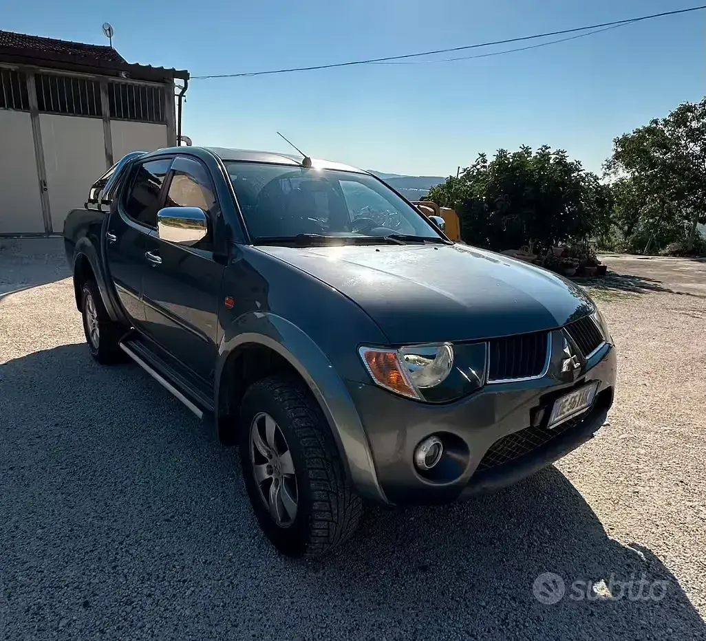 Usata Mitsubishi L200 136 CV (100 kW) 2006 Pick-up