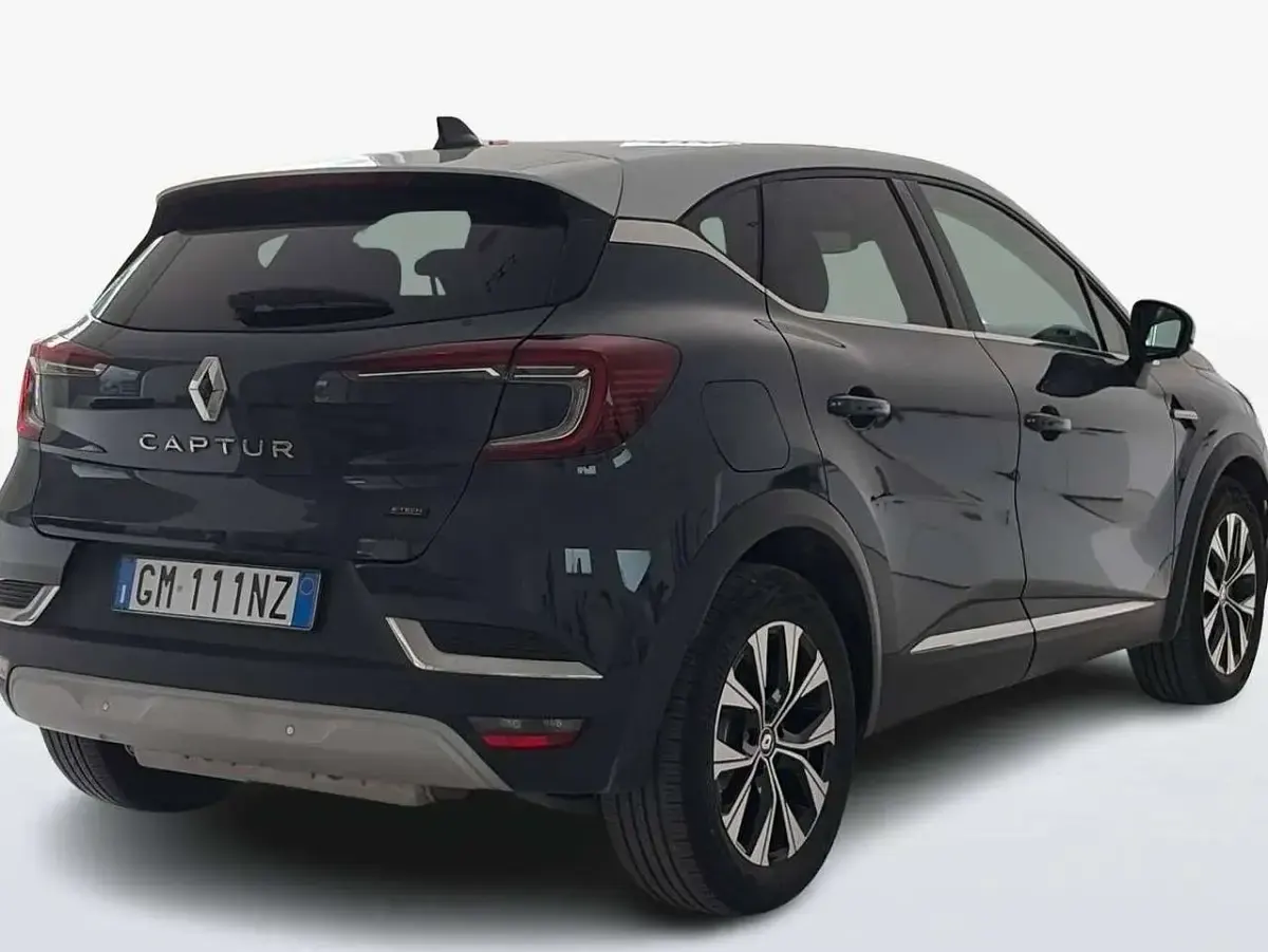 Usata Renault Captur Techno 92 CV (67 kW) 2023 Be style maracaiboblu marine SUV