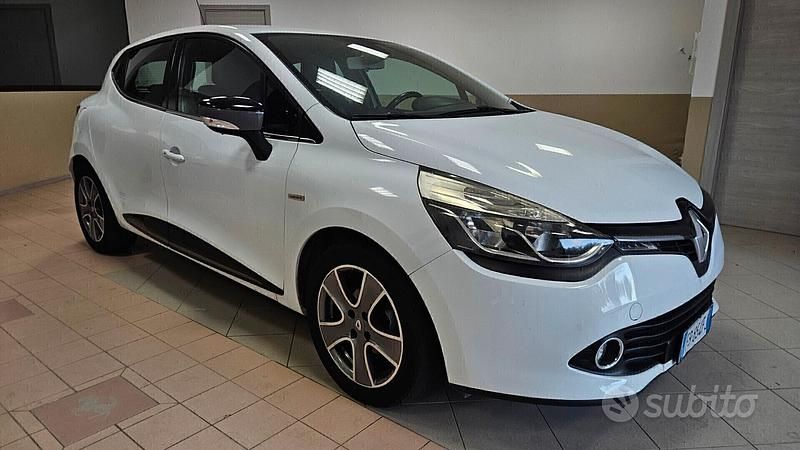 Usata Renault Clio IV 75 CV (55 kW) 2015 Bianco Berlina